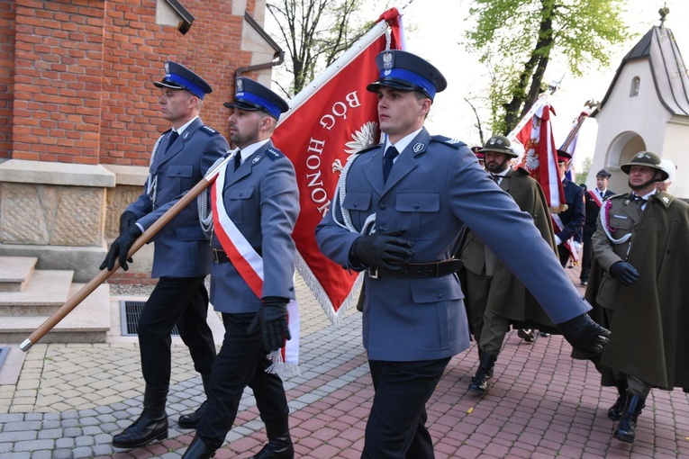 Szczepanów. Służby mundurowe u św. Stanisława