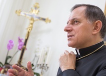 Abp Mokrzycki: Putin chce podbić cały kraj, nie tylko Donbas