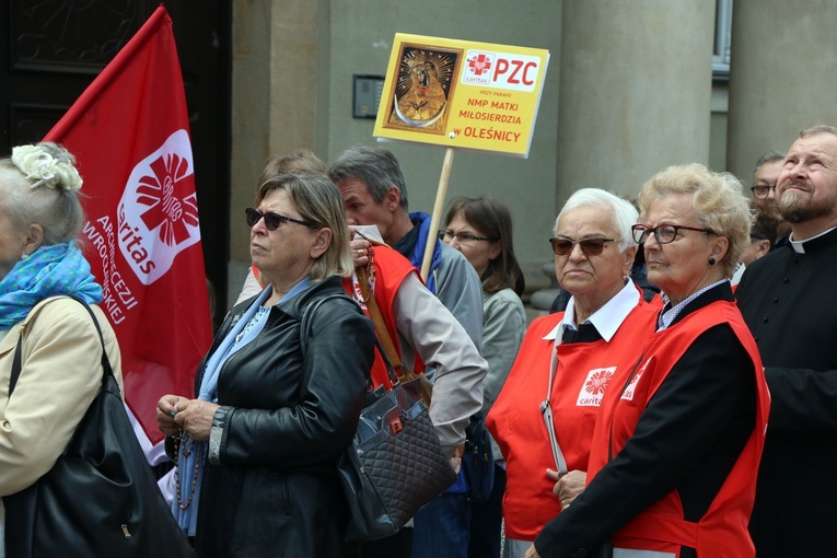 Zjazd Parafialnych Zespołów Caritas na Ostrowie Tumskim