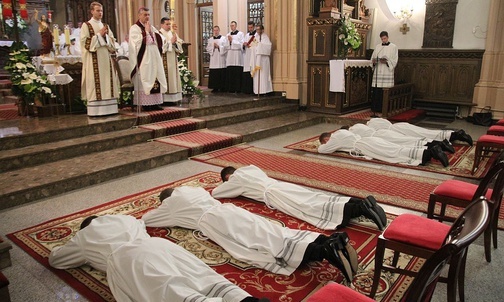 Uroczystość święceń diakonatu w wilamowickim sanktuarium św. Józefa Bilczewskiego.