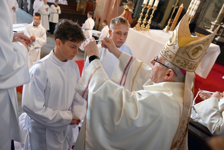 Błogosławieństwo lektorów, ceremoniarzy i nadzwyczajnych szafarzy