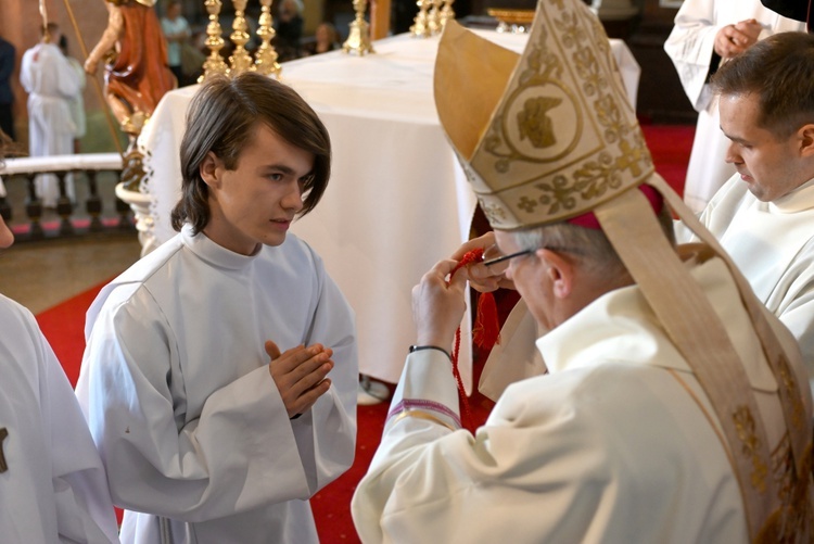 Błogosławieństwo lektorów, ceremoniarzy i nadzwyczajnych szafarzy