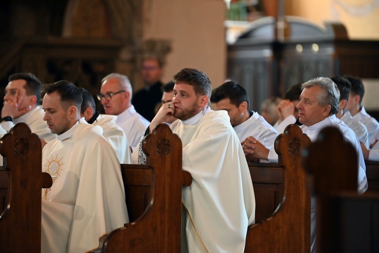 Błogosławieństwo lektorów, ceremoniarzy i nadzwyczajnych szafarzy