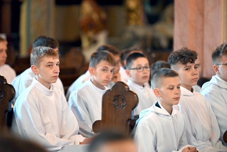 Błogosławieństwo lektorów, ceremoniarzy i nadzwyczajnych szafarzy
