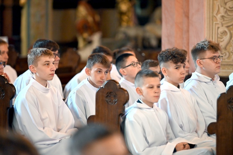 Błogosławieństwo lektorów, ceremoniarzy i nadzwyczajnych szafarzy