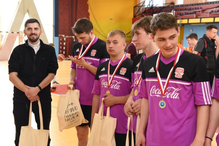 Diecezjalny finał w piłce nożnej halowej  