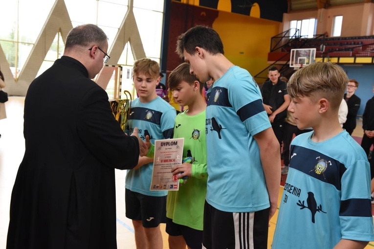 Diecezjalny finał w piłce nożnej halowej  