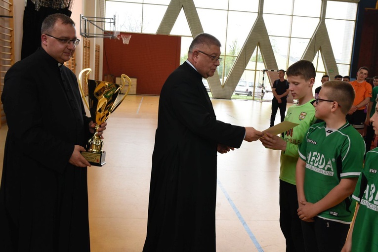 Diecezjalny finał w piłce nożnej halowej  