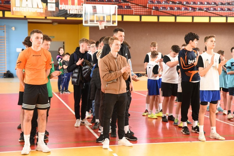 Diecezjalny finał w piłce nożnej halowej  