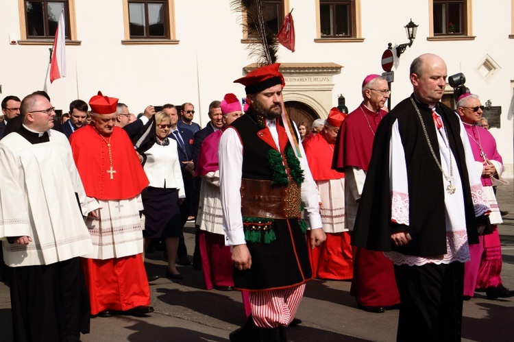 Procesja z Wawelu na Skałkę 2022