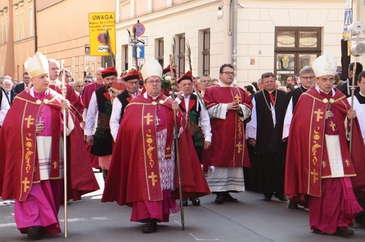 Procesja z Wawelu na Skałkę 2022