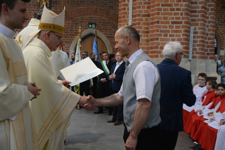 Pierwsza jubileuszowa pielgrzymka dekanalna do katedry