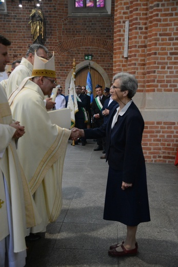 Pierwsza jubileuszowa pielgrzymka dekanalna do katedry