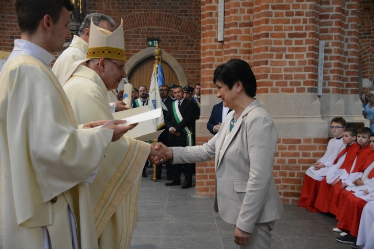 Pierwsza jubileuszowa pielgrzymka dekanalna do katedry
