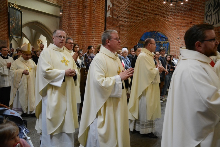 Pierwsza jubileuszowa pielgrzymka dekanalna do katedry