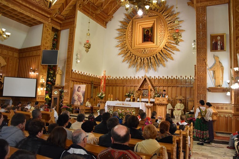 Majówka Papieska 2022 na Bachledówce 