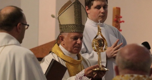 Legnica. Abp Mokrzycki o słowach papieża Franciszka