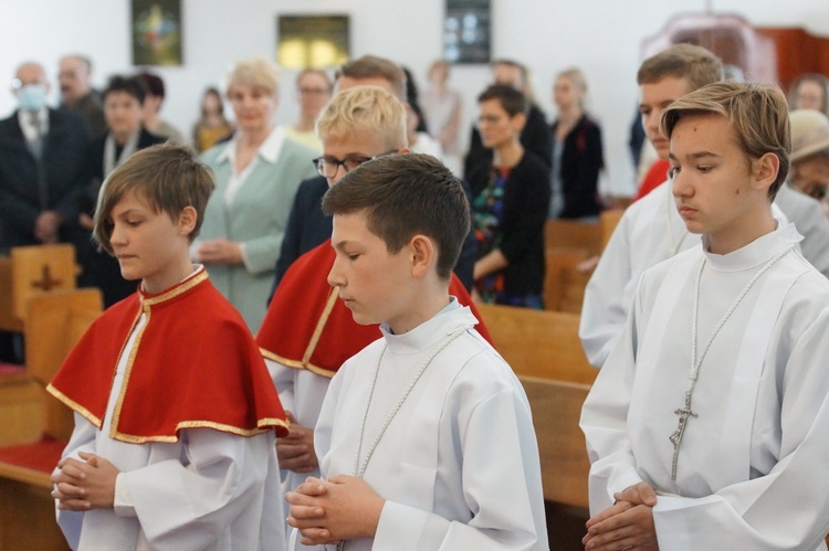 Relikwie św. Jana Pawła II w parafii pw. Świętej Trójcy we Wrocławiu-Krzykach