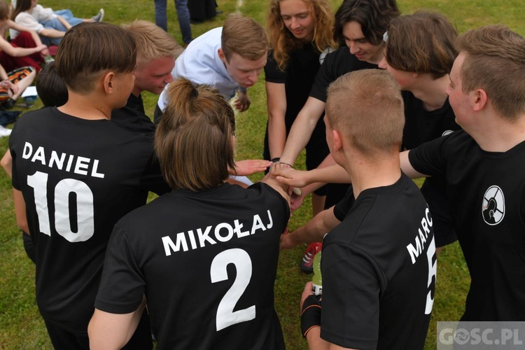 Diecezjalna Pielgrzymka Służby Liturgicznej Ołtarza do Paradyża 