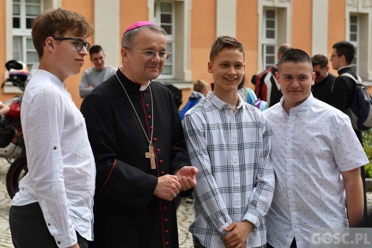 Diecezjalna Pielgrzymka Służby Liturgicznej Ołtarza do Paradyża 