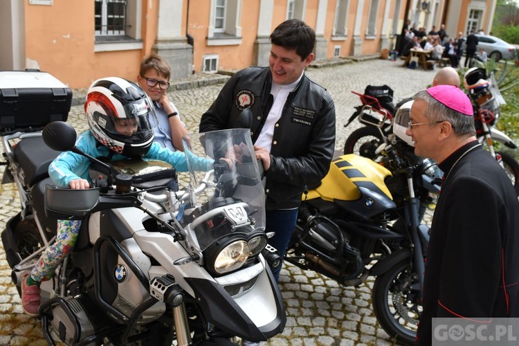 Diecezjalna Pielgrzymka Służby Liturgicznej Ołtarza do Paradyża 