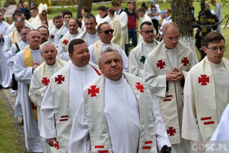 Diecezjalna Pielgrzymka Służby Liturgicznej Ołtarza do Paradyża 