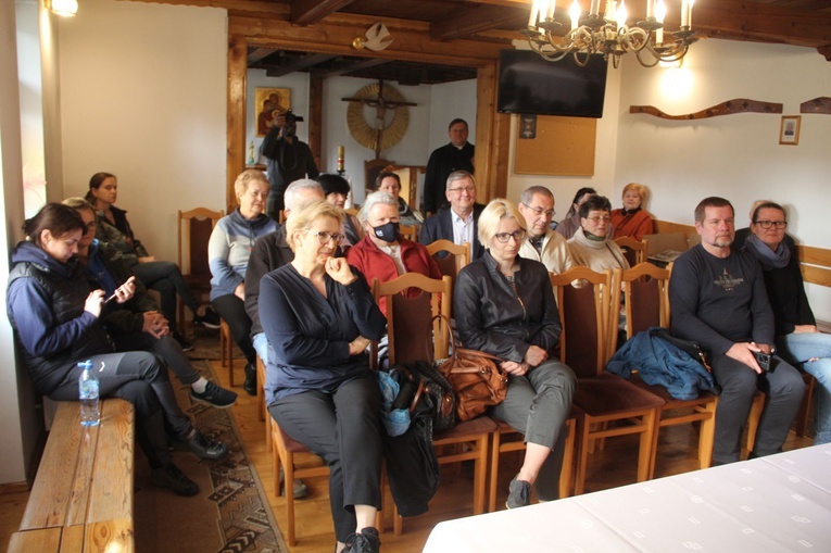 Szczawnica. Spotkanie z Agatą Puścikowską i jej "Walecznymi z gór"