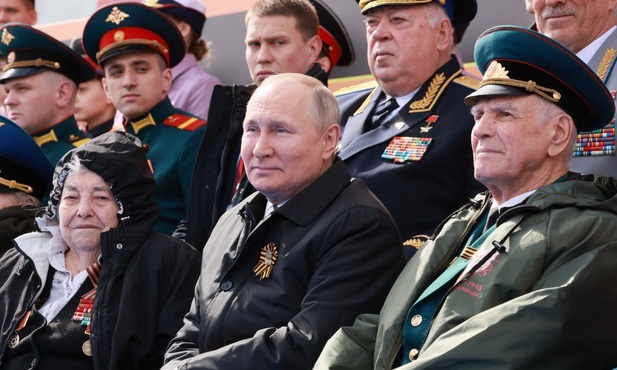 Putin podczas Defilady Zwycięstwa w II wojnie światowej mówił głównie o Ukrainie