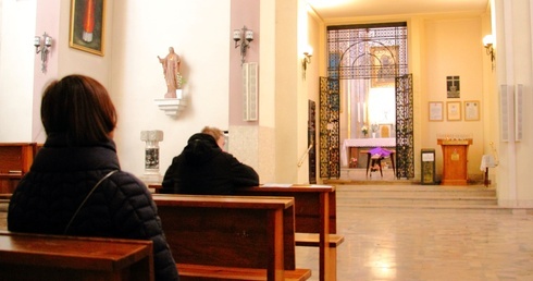Adorują nieprzerwanie od 35 lat