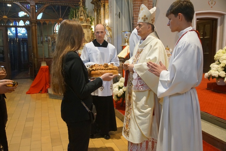 Wizytacja u św. Antoniego w Pieszycach