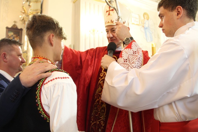 Bierzmowanie w Podegrodziu 2022