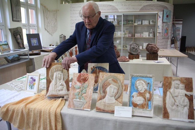 Wystawa twóczości nauczycieli