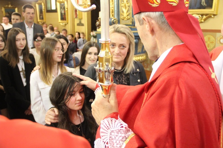 Bierzmowanie w Dobrkowie 2022