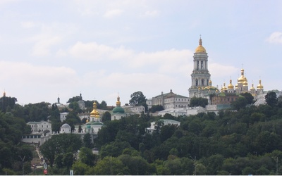 Ukraina: Biskupi "promoskiewscy" oskarżyli władze kraju i Kościół autokefaliczny o wywołanie obecnej wojny
