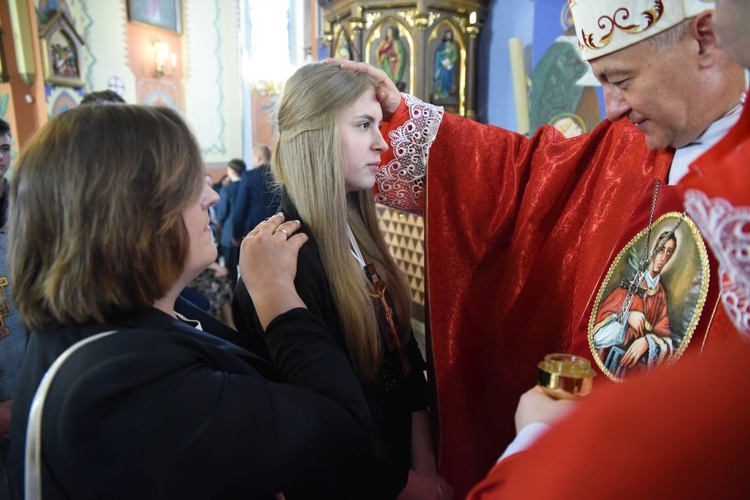 Bierzmowanie w Nowym Sączu Biegonicach