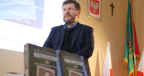 O bohaterze naszych czasów