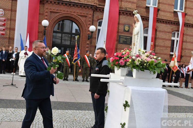 Mieszkańcy Rzepina razem z Matką Bożą Fatmiską prosili o pokój