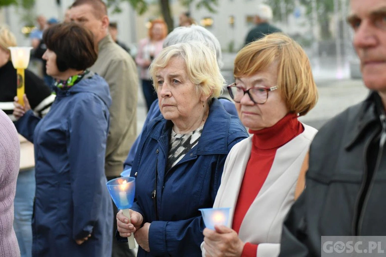 Mieszkańcy Rzepina razem z Matką Bożą Fatmiską prosili o pokój
