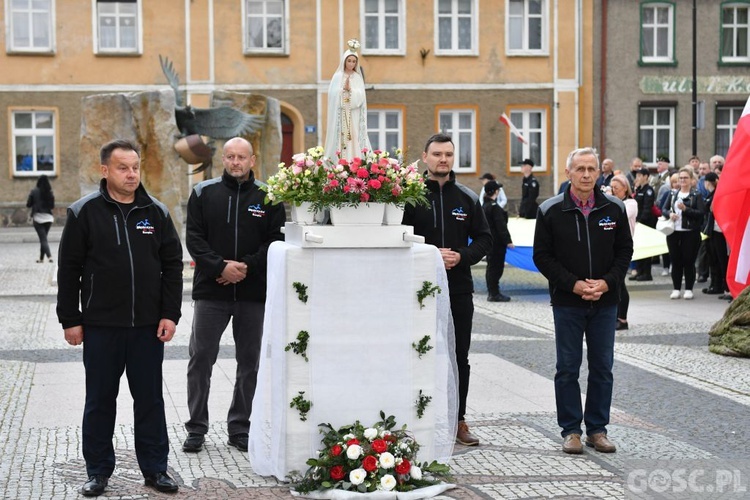 Mieszkańcy Rzepina razem z Matką Bożą Fatmiską prosili o pokój