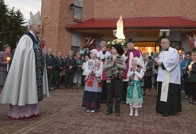 Modlitwie i procesji różańcowej przewodniczył bp Marek Solarczyk.