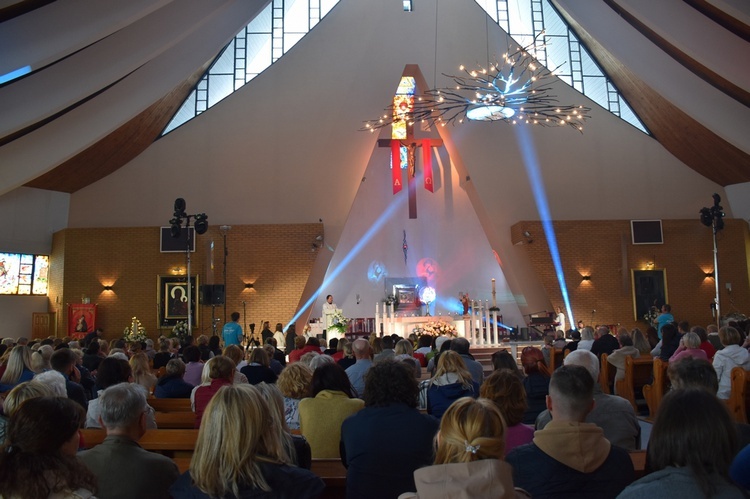 Gdańskie spotkanie charyzmatyczne w parafii pw. bł. Doroty z Mątów