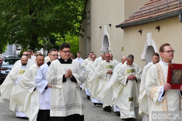 W Zielonej Górze trwają święcenia diakonatu