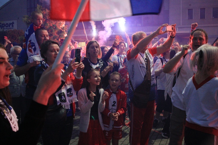 Grupa Azoty ZAKSA Kędzierzyn-Koźle mistrzem Polski! Powitanie w domu