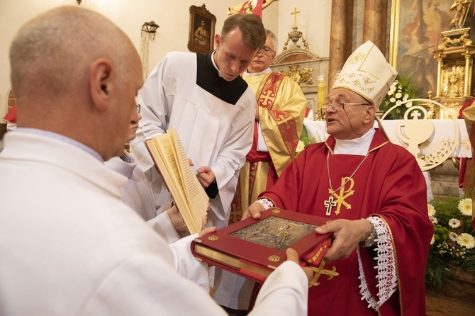 Robert Bińkowski - piąty diakon stały w archidiecezji warszawskiej