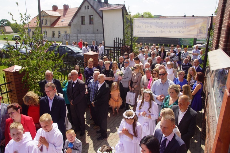 Bielawa. Wizytacja w Miłosierdziu Bożym