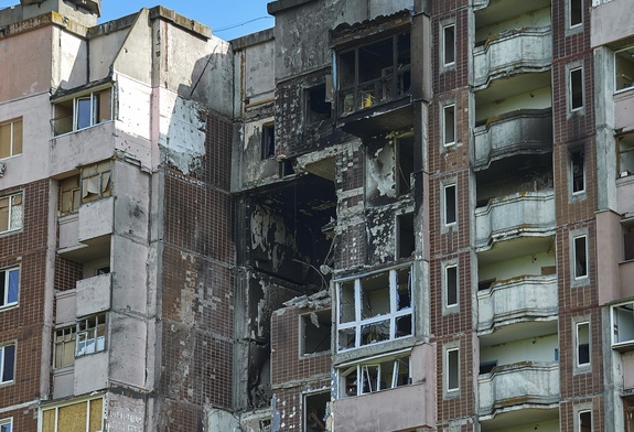 Władze Ukrainy: Rosjanie użyli w Mariupolu bomb zapalających albo fosforowych