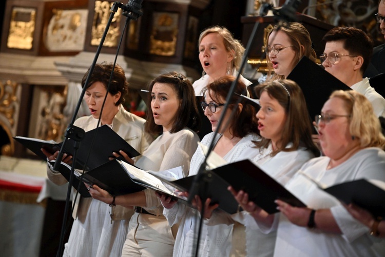 Świdnica. Koncert chóru "Tactus sonus" w ramach Dni Papieskich