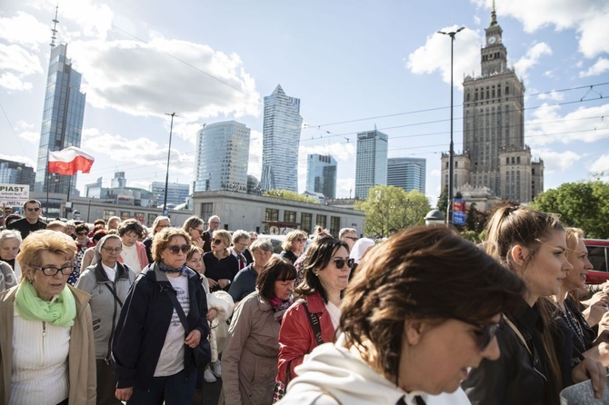 Wielka procesja różańcowa. Za Polskę