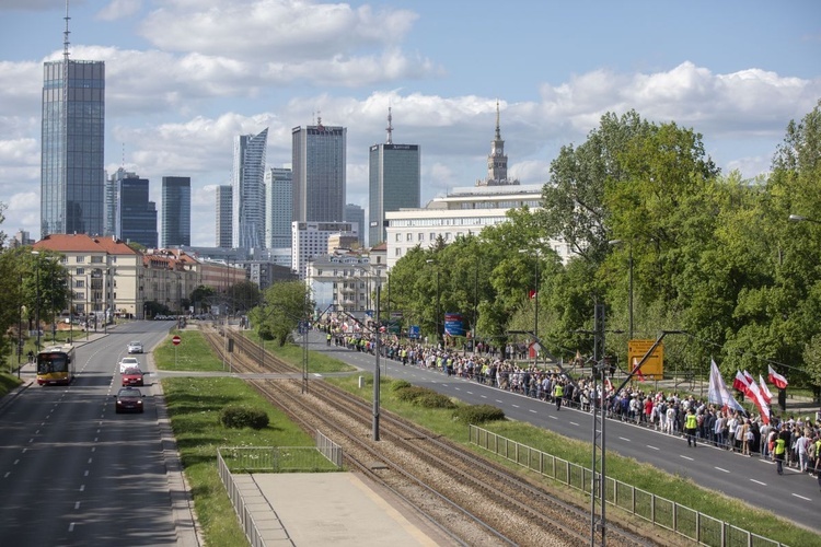 Wielka procesja różańcowa. Za Polskę