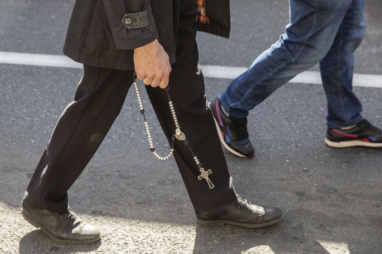 Wielka procesja różańcowa. Za Polskę